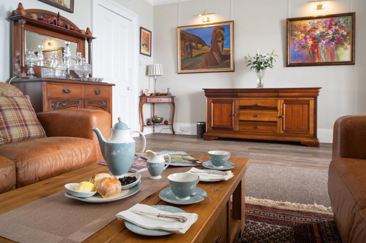 Highcliffe House Bed & Breakfast Линтън Екстериор снимка