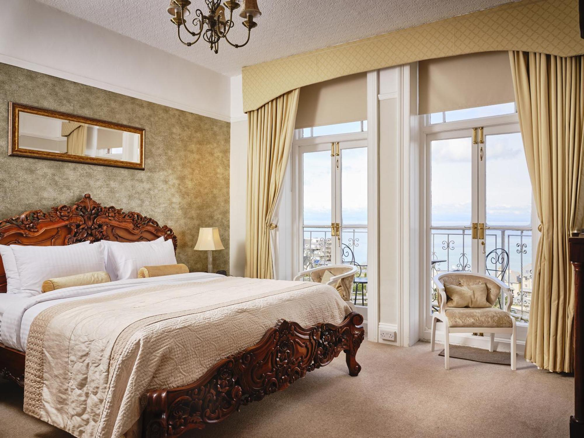 Highcliffe House Bed & Breakfast Линтън Екстериор снимка