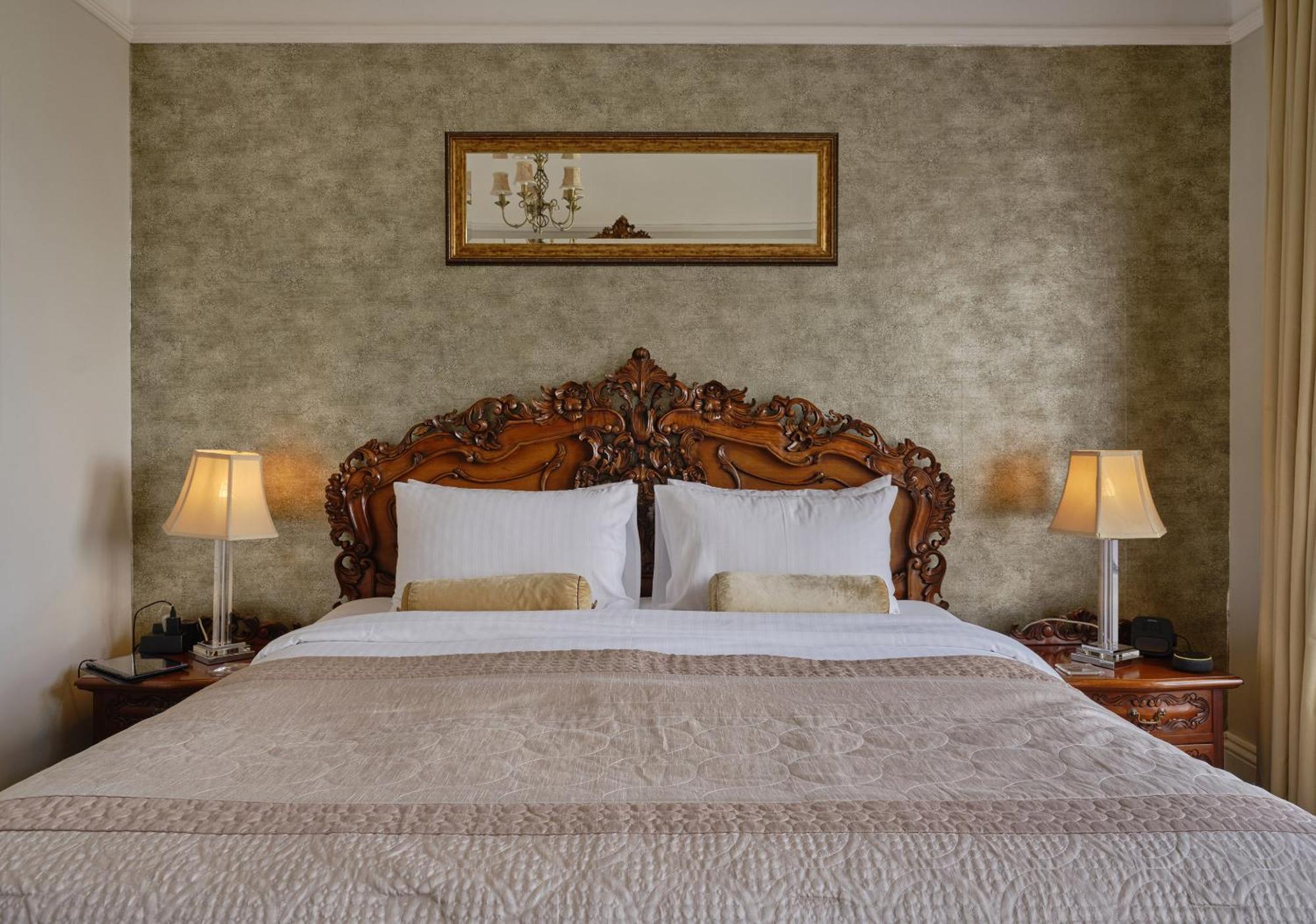 Highcliffe House Bed & Breakfast Линтън Екстериор снимка