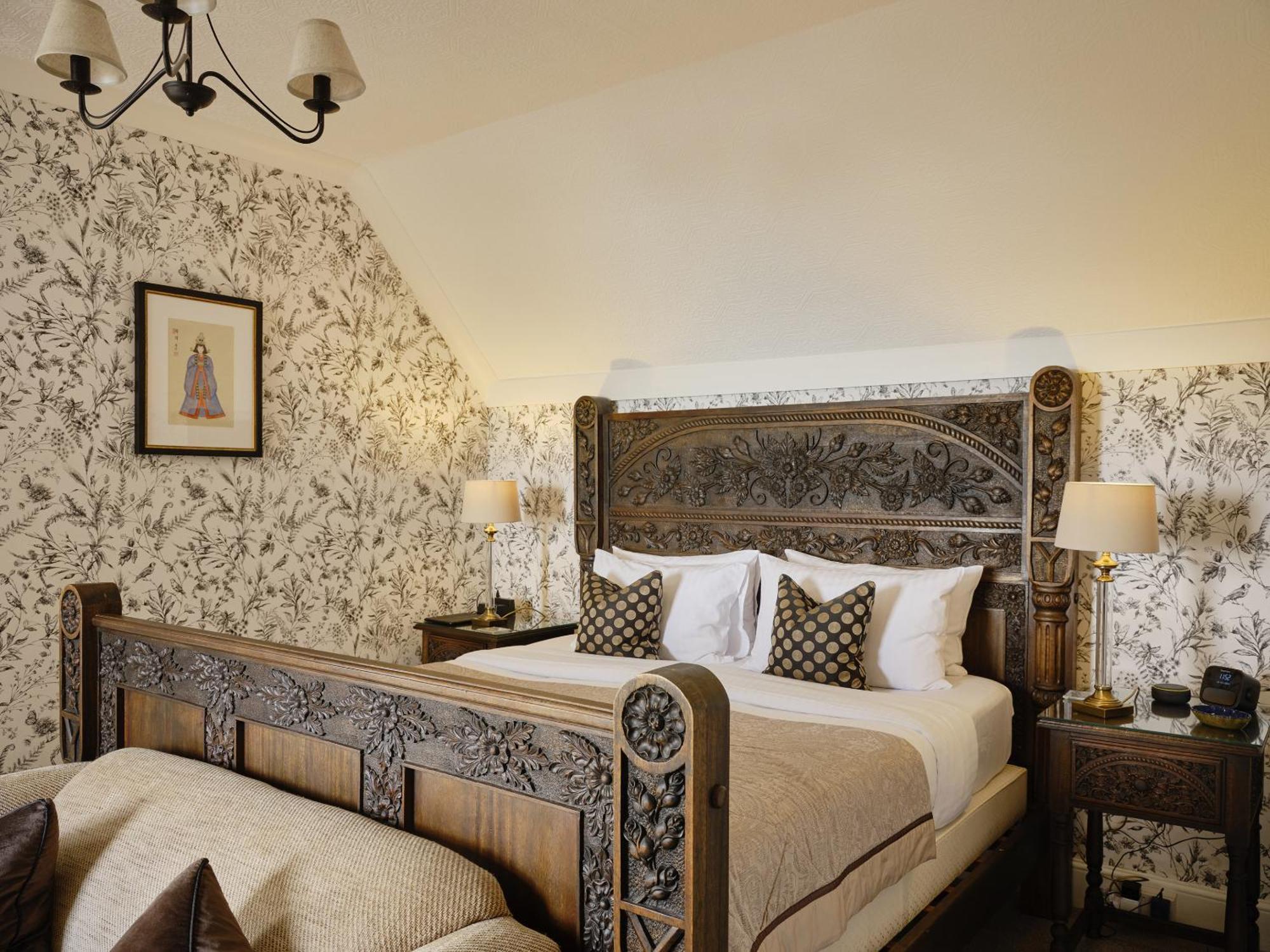 Highcliffe House Bed & Breakfast Линтън Екстериор снимка