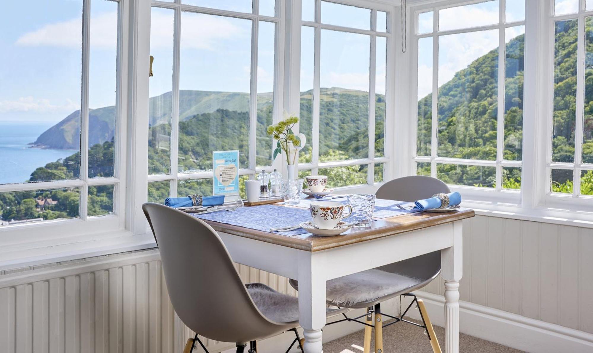 Highcliffe House Bed & Breakfast Линтън Екстериор снимка