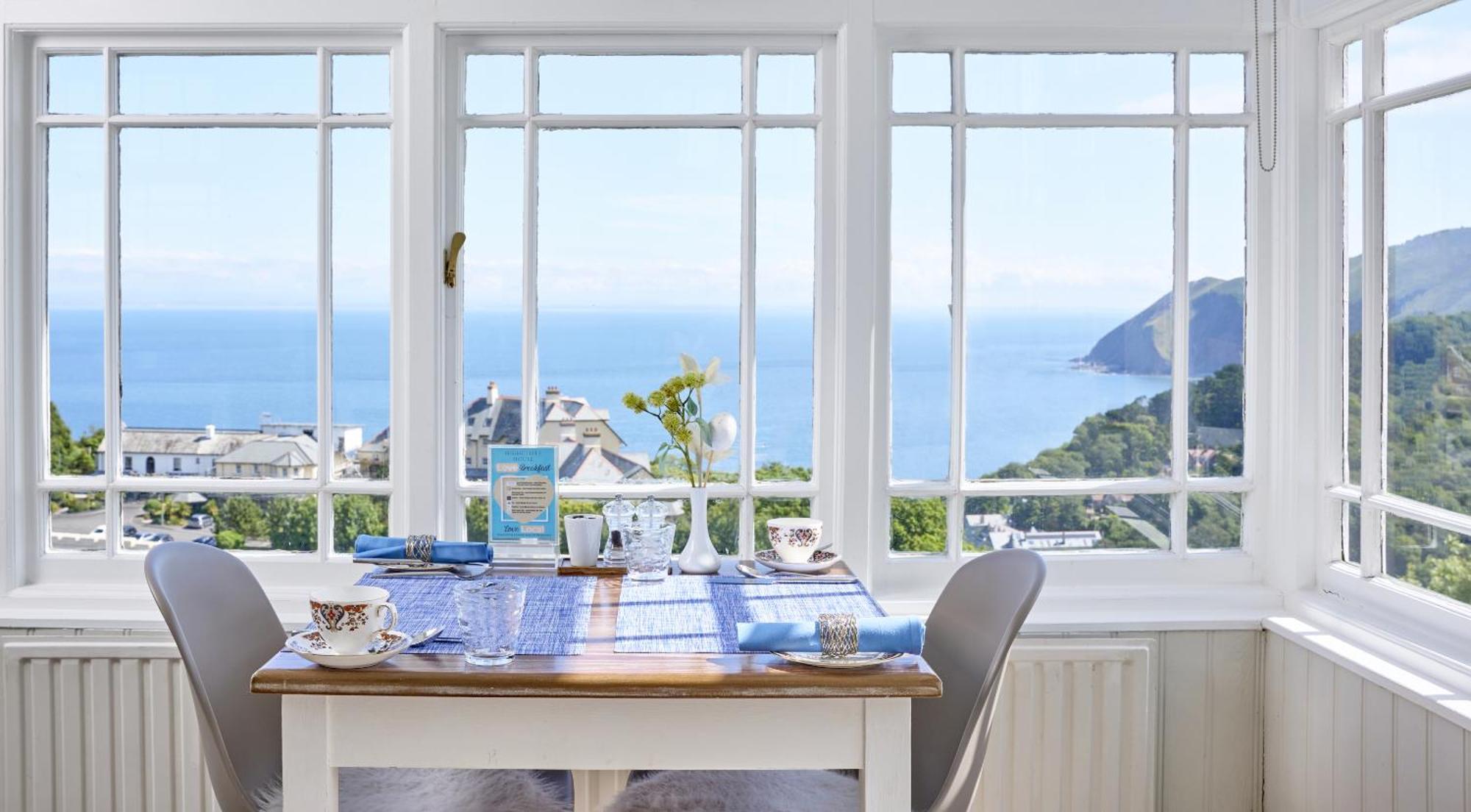 Highcliffe House Bed & Breakfast Линтън Екстериор снимка