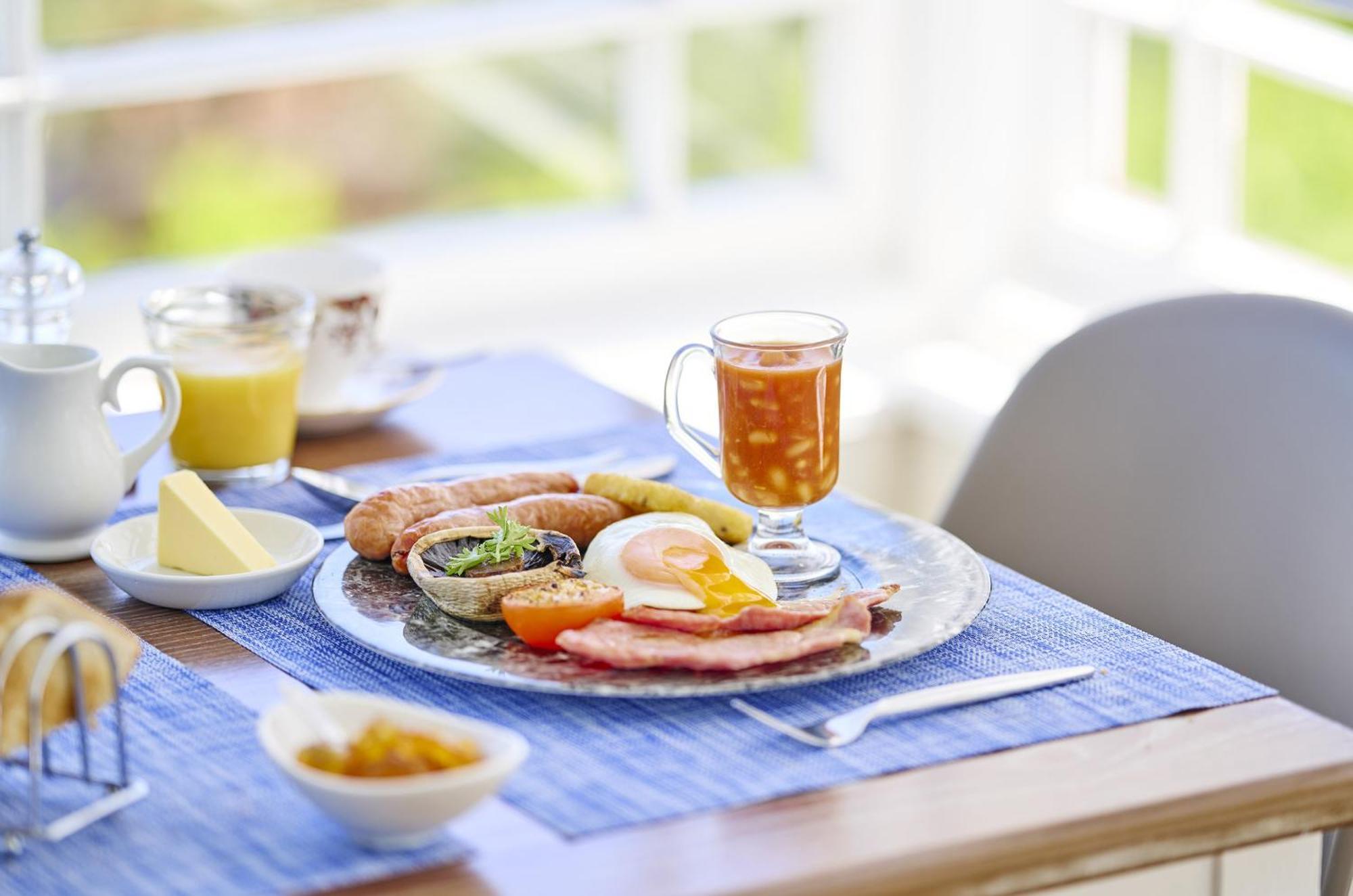 Highcliffe House Bed & Breakfast Линтън Екстериор снимка