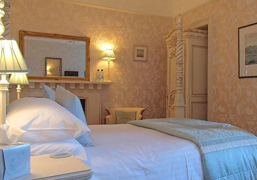 Highcliffe House Bed & Breakfast Линтън Екстериор снимка